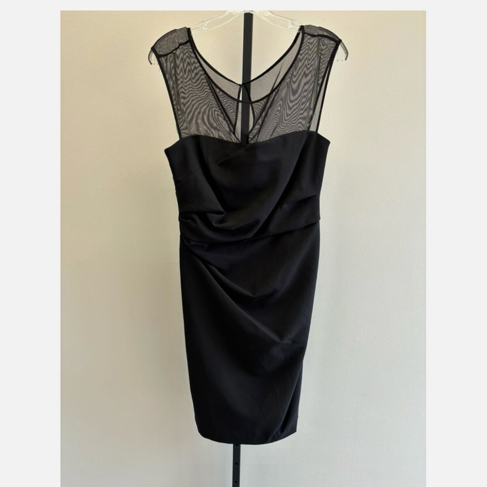 Vera Wang Women's Black Sleeveless Formal Dress Size 12